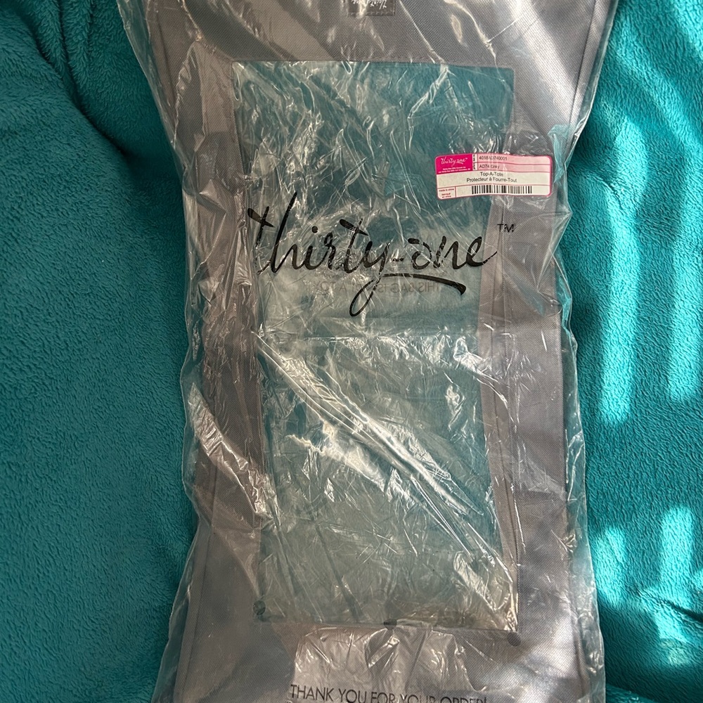 Thirty-One Top-a-tote. NEW WITH TAGS.